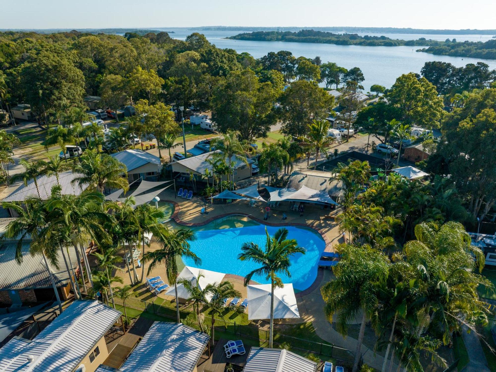 Nrma Blue Dolphin Yamba Holiday Resort Exterior foto