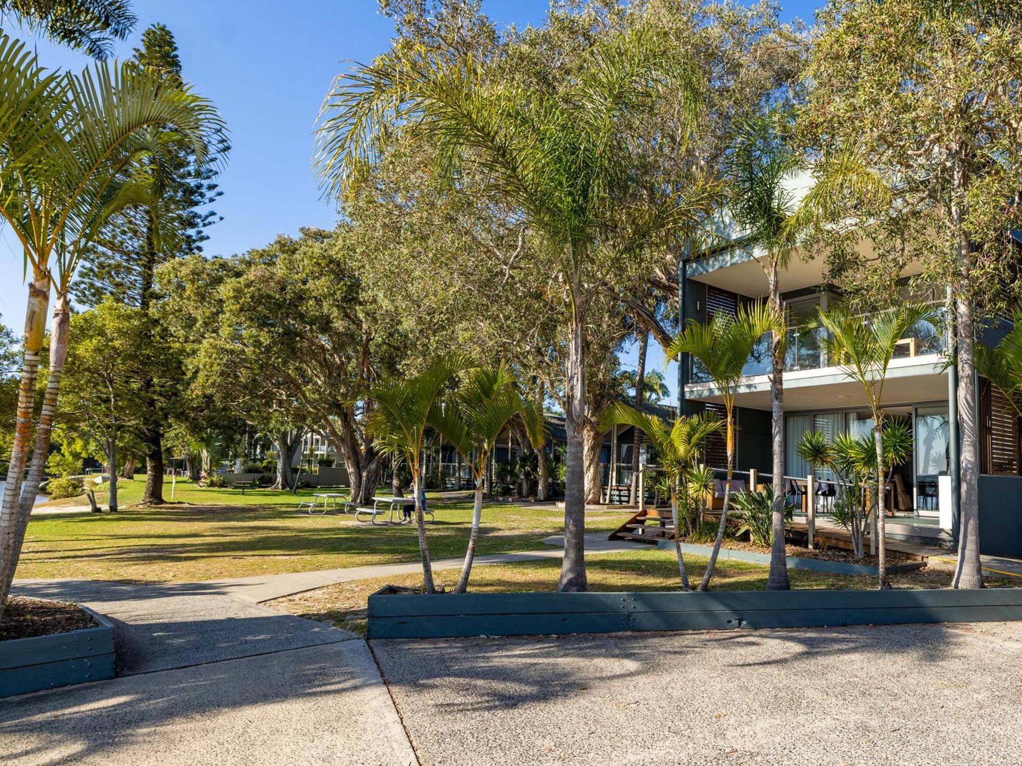 Nrma Blue Dolphin Yamba Holiday Resort Habitación foto