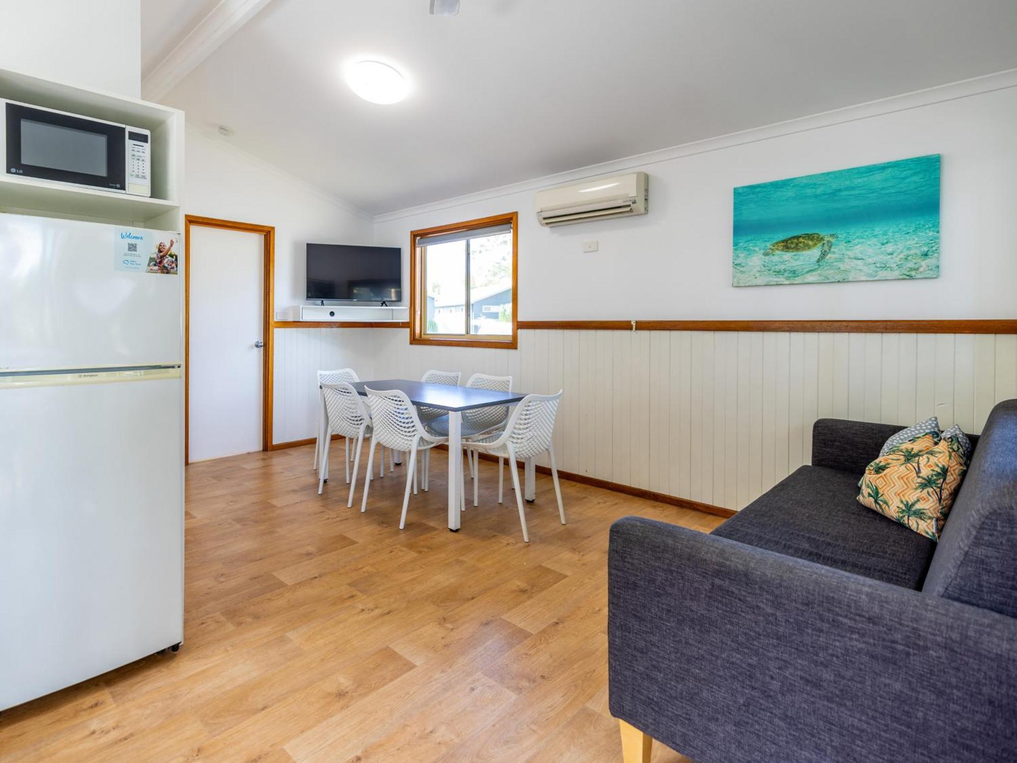 Nrma Blue Dolphin Yamba Holiday Resort Habitación foto